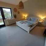 Hescheld With Private Jacuzzi