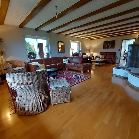 Hescheld With Private Jacuzzi Hellenthal