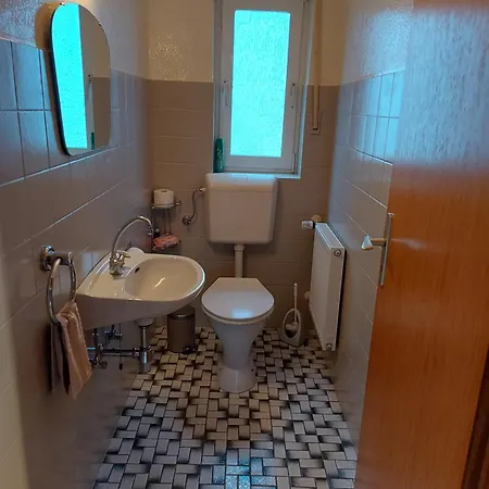 Hescheld With Private Jacuzzi Holiday home