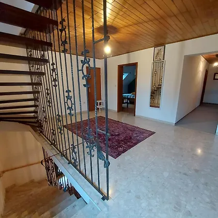 Holiday home Hescheld With Private Jacuzzi *