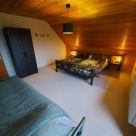 Hescheld With Private Jacuzzi Hellenthal