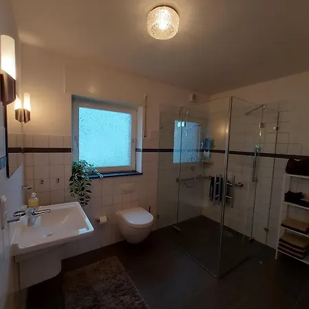 Hescheld With Private Jacuzzi *