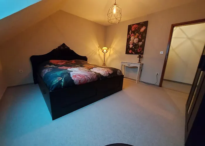 Hescheld With Private Jacuzzi Σπίτι διακοπών *