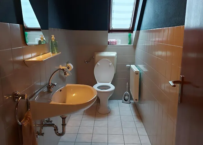 Hescheld With Private Jacuzzi بيت للعطل *