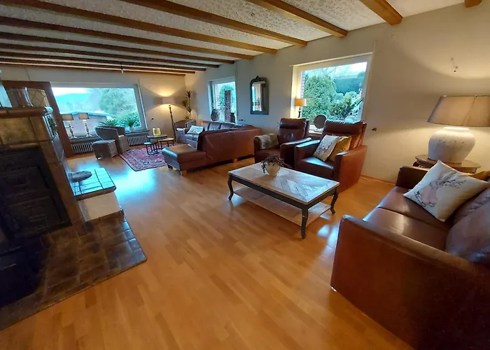 Hescheld With Private Jacuzzi *